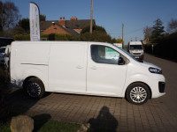 Vauxhall Vivaro - Image 3