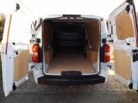 Vauxhall Vivaro - Image 6