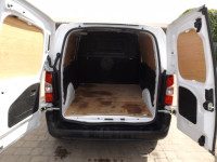 Vauxhall Combo - Image 6
