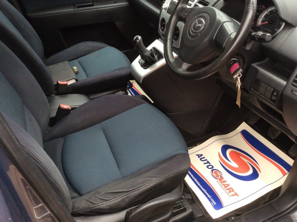 Mazda Mazda5 - Image 5