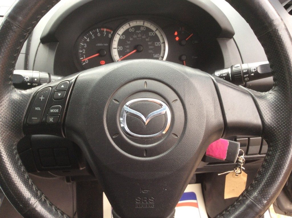 Mazda Mazda5 - Image 8