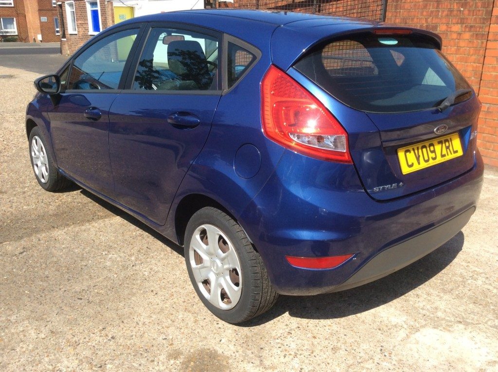 Ford Fiesta - Image 3