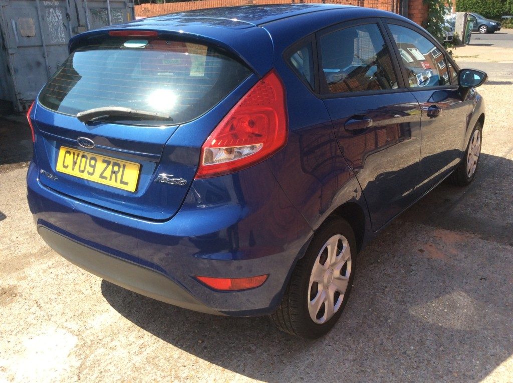 Ford Fiesta - Image 4