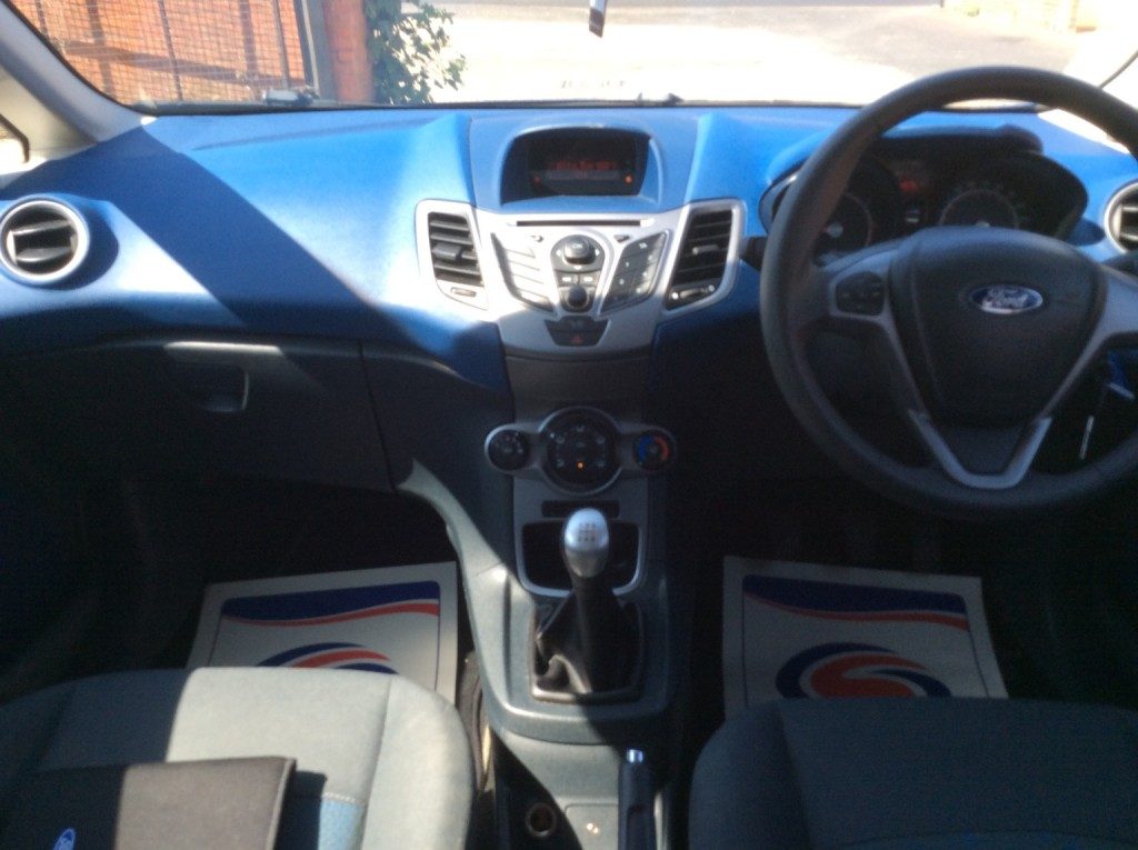 Ford Fiesta - Image 6