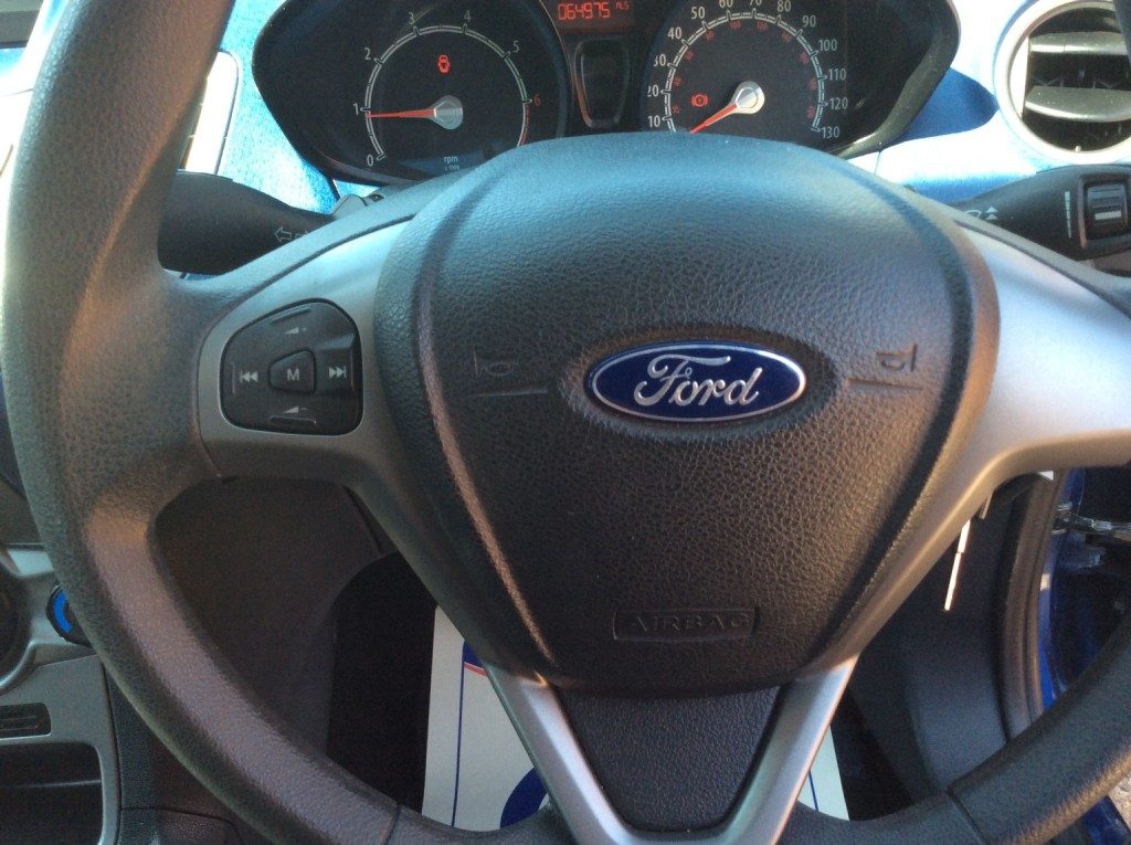 Ford Fiesta - Image 8