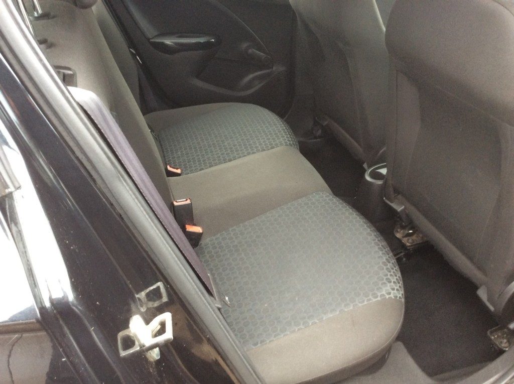 Vauxhall Corsa - Image 11