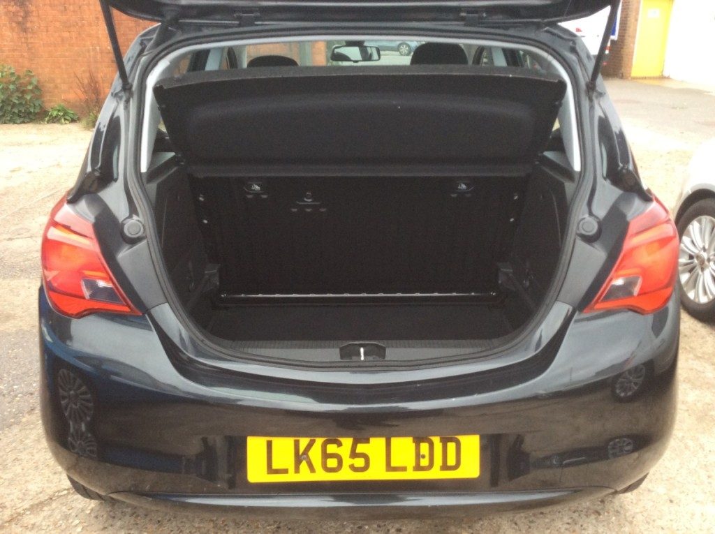 Vauxhall Corsa - Image 13