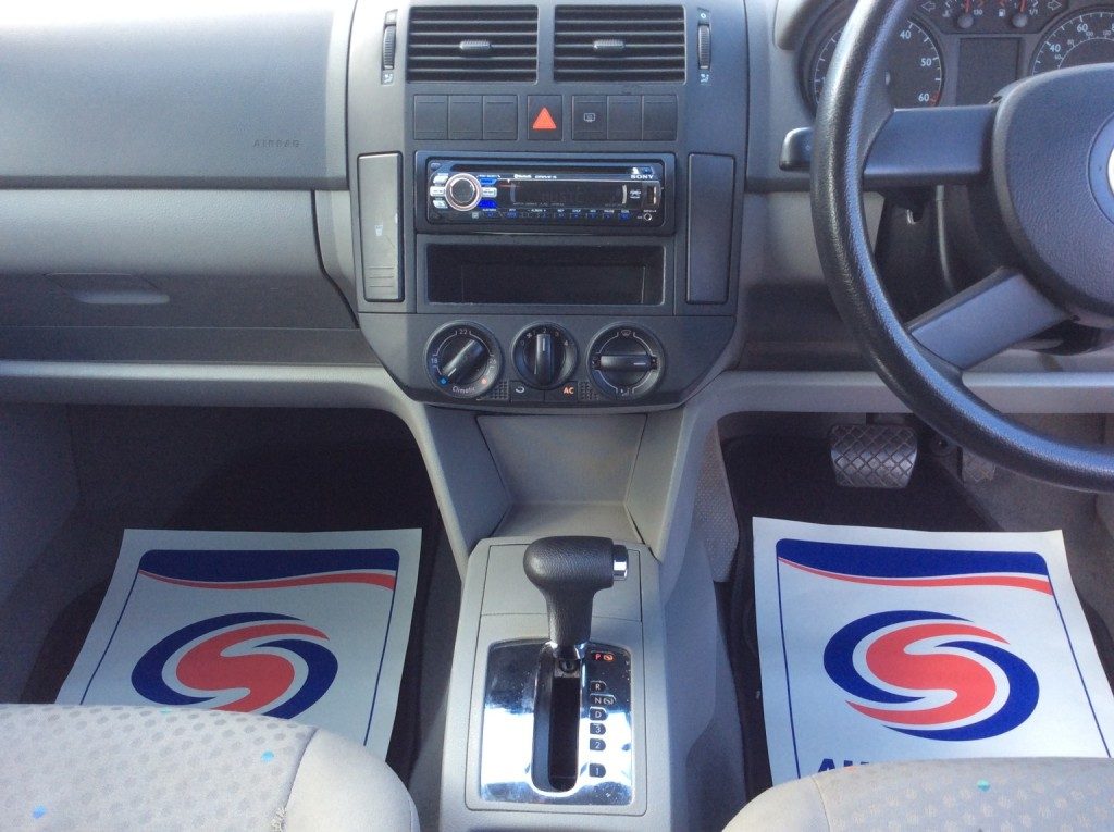 Volkswagen Polo - Image 6