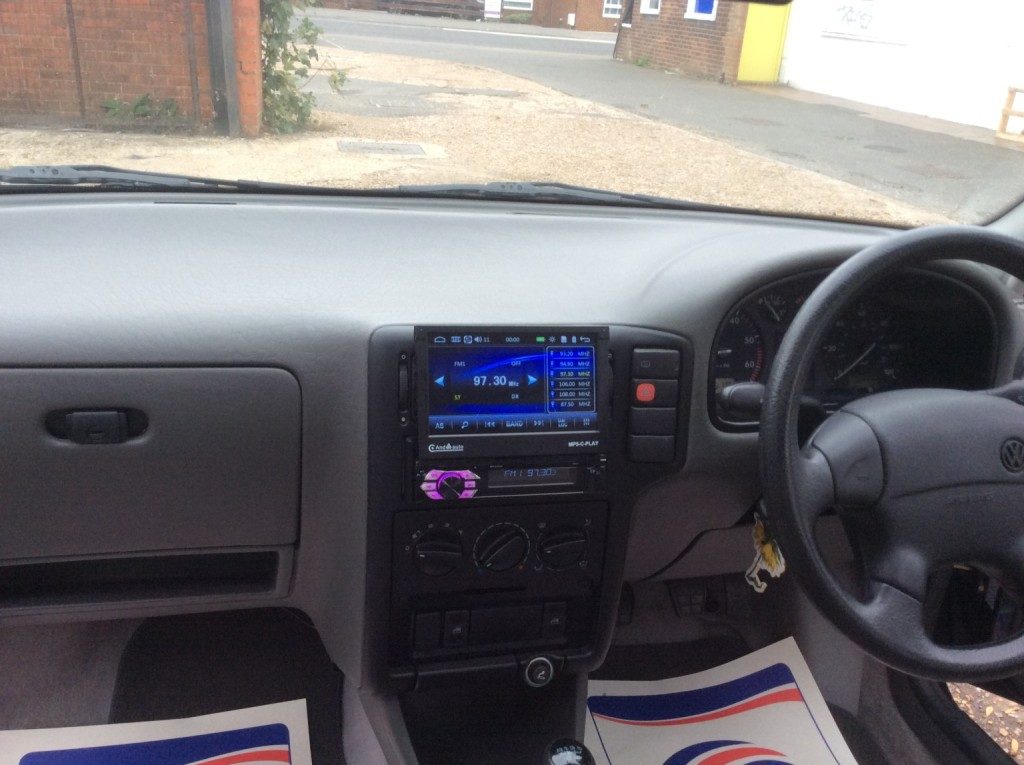 Volkswagen Polo - Image 6