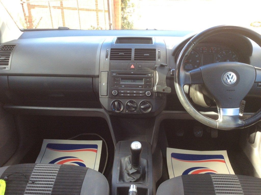 Volkswagen Polo - Image 6