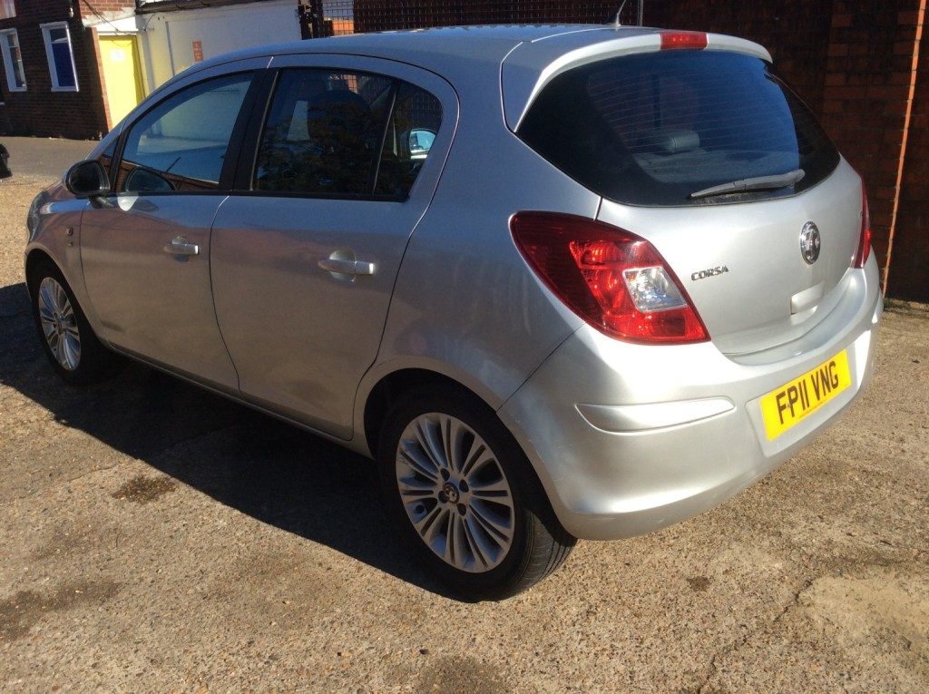 Vauxhall Corsa - Image 3