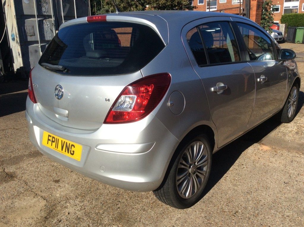 Vauxhall Corsa - Image 4