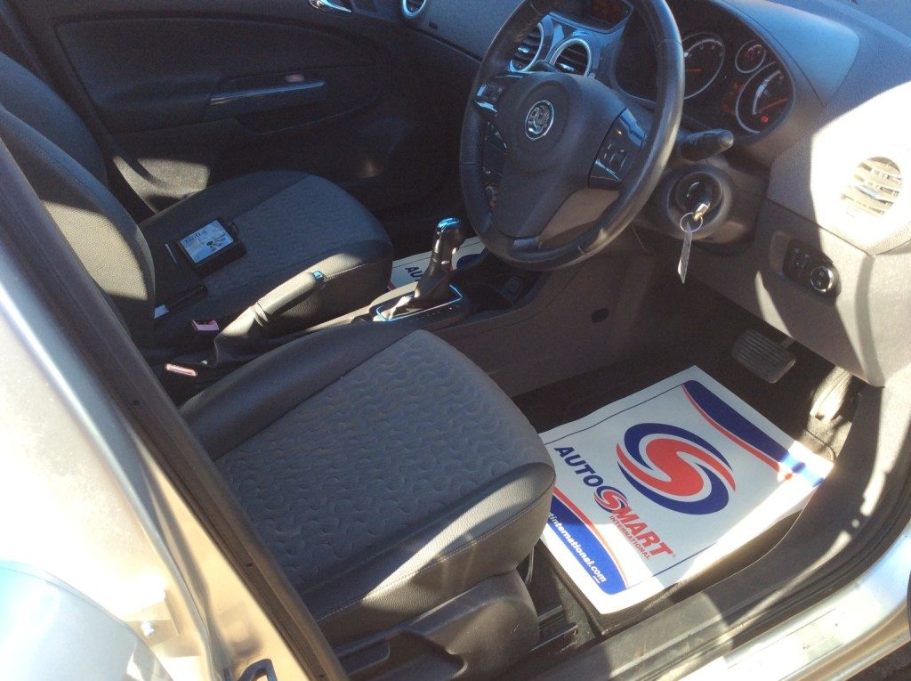 Vauxhall Corsa - Image 5