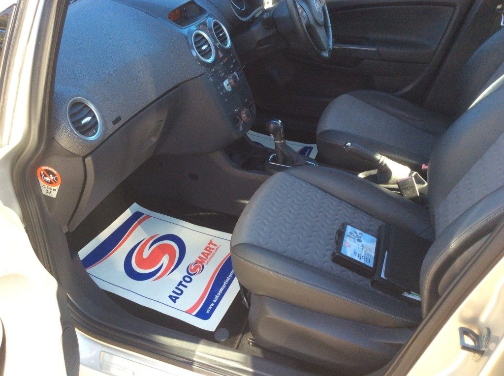Vauxhall Corsa - Image 8