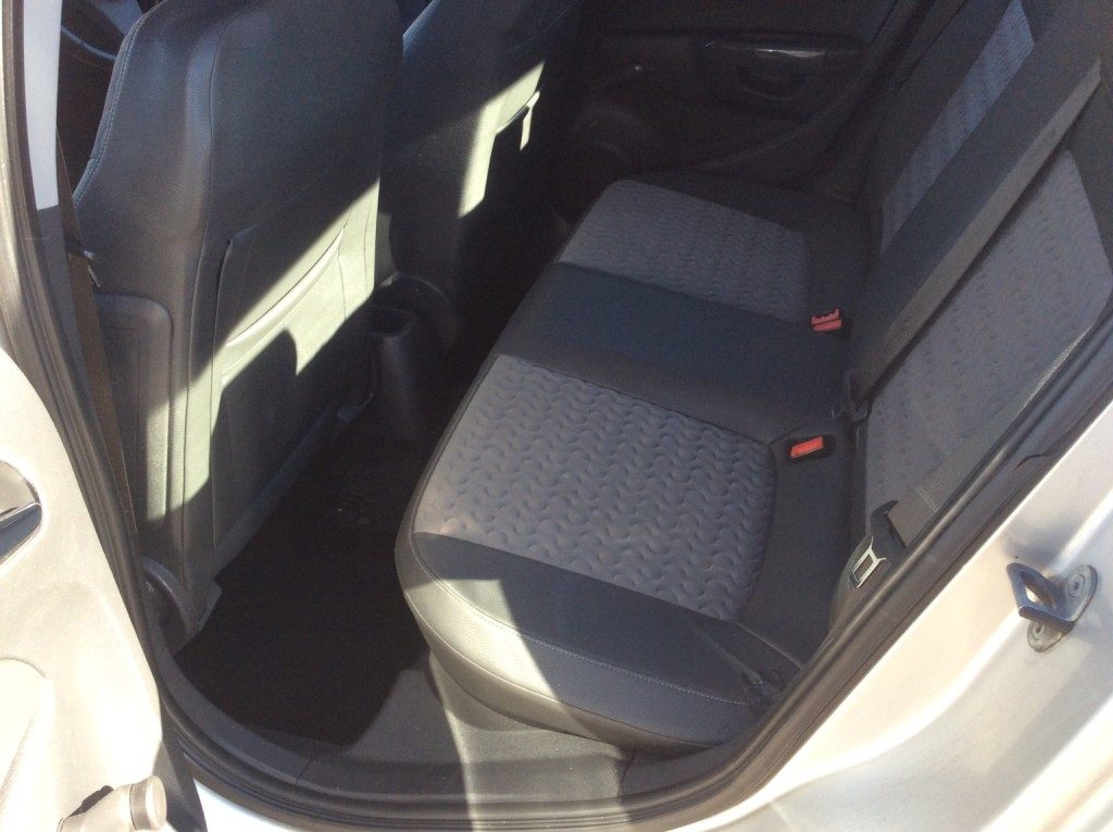 Vauxhall Corsa - Image 9