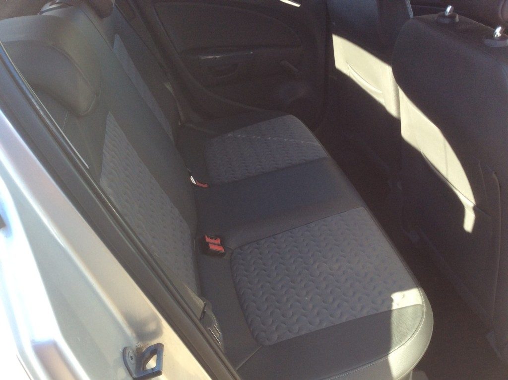 Vauxhall Corsa - Image 10
