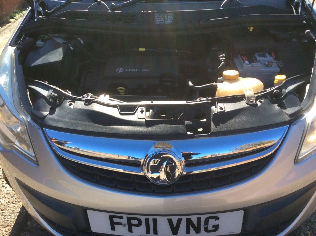 Vauxhall Corsa - Image 18