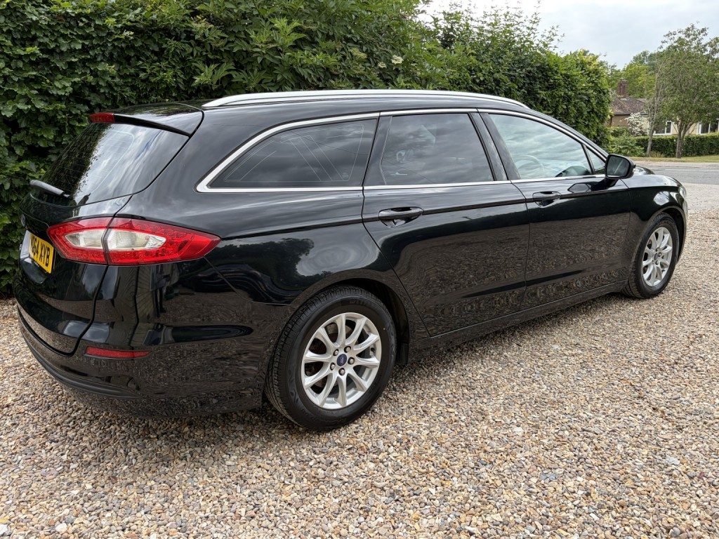Ford Mondeo - Image 8