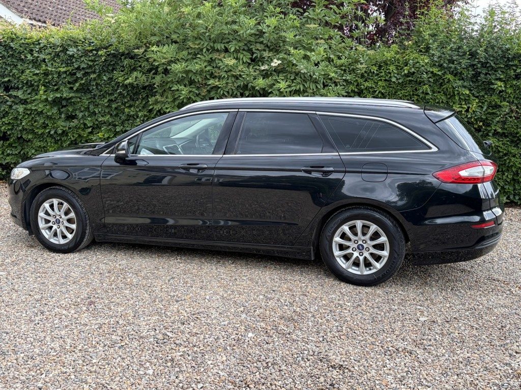 Ford Mondeo - Image 14