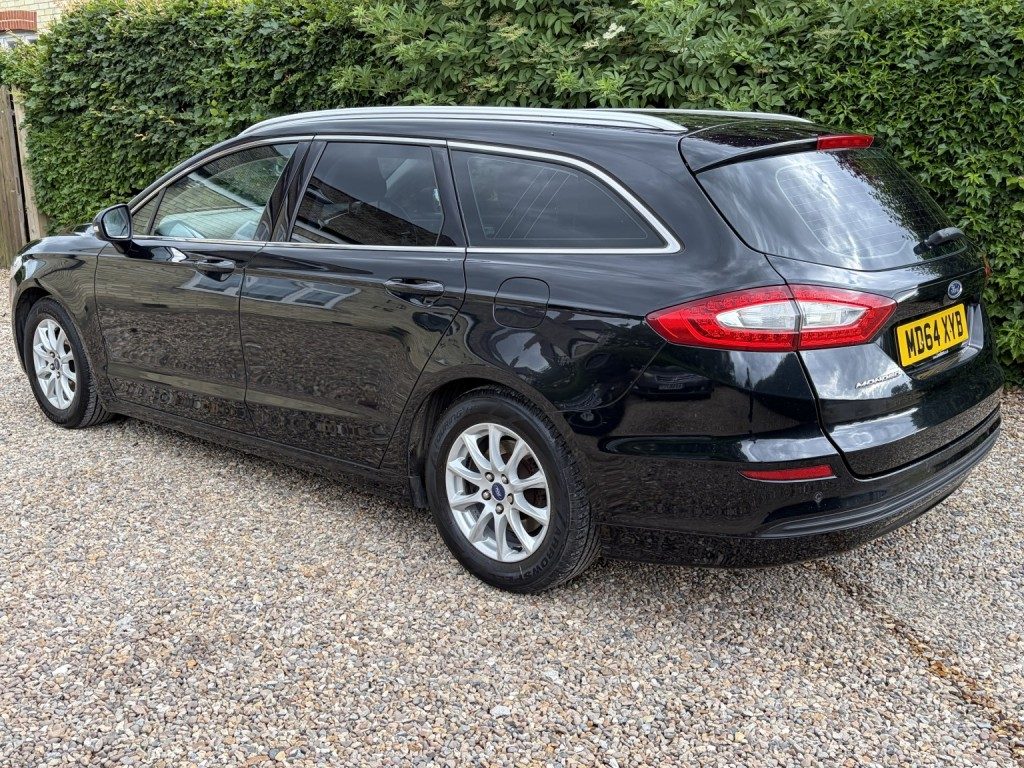 Ford Mondeo - Image 15