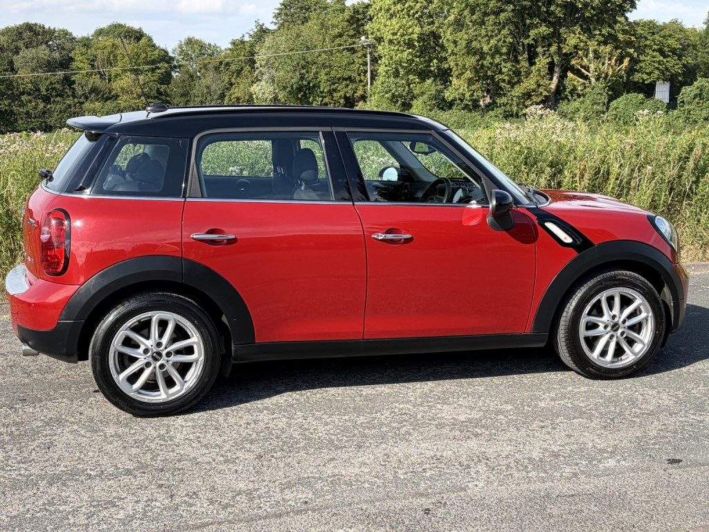 Mini Countryman - Image 8