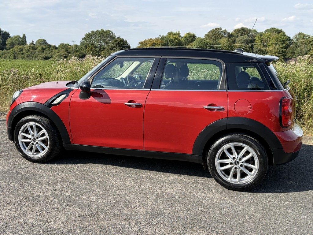 Mini Countryman - Image 16