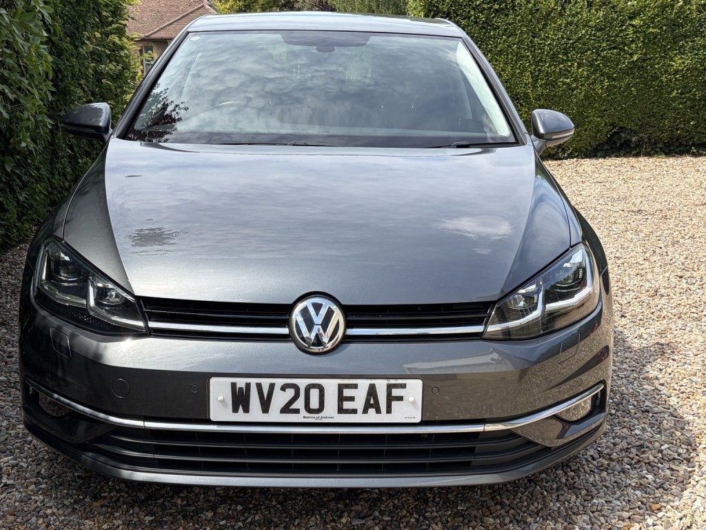 Volkswagen Golf - Image 10