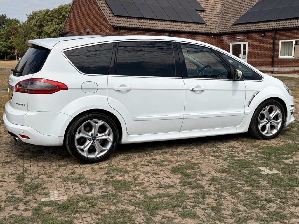 Ford S-Max - Image 9