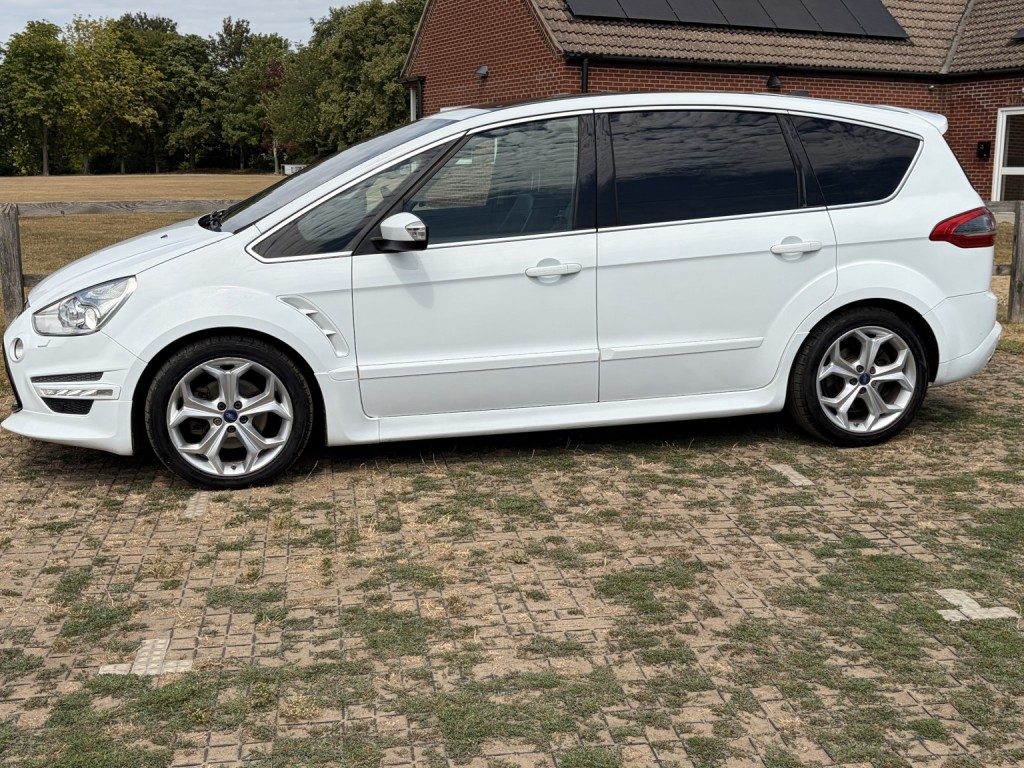 Ford S-Max - Image 19