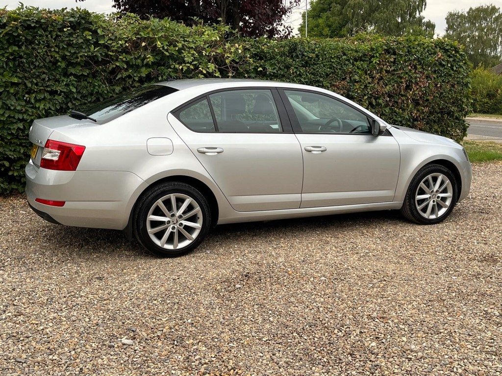 Skoda Octavia - Image 5