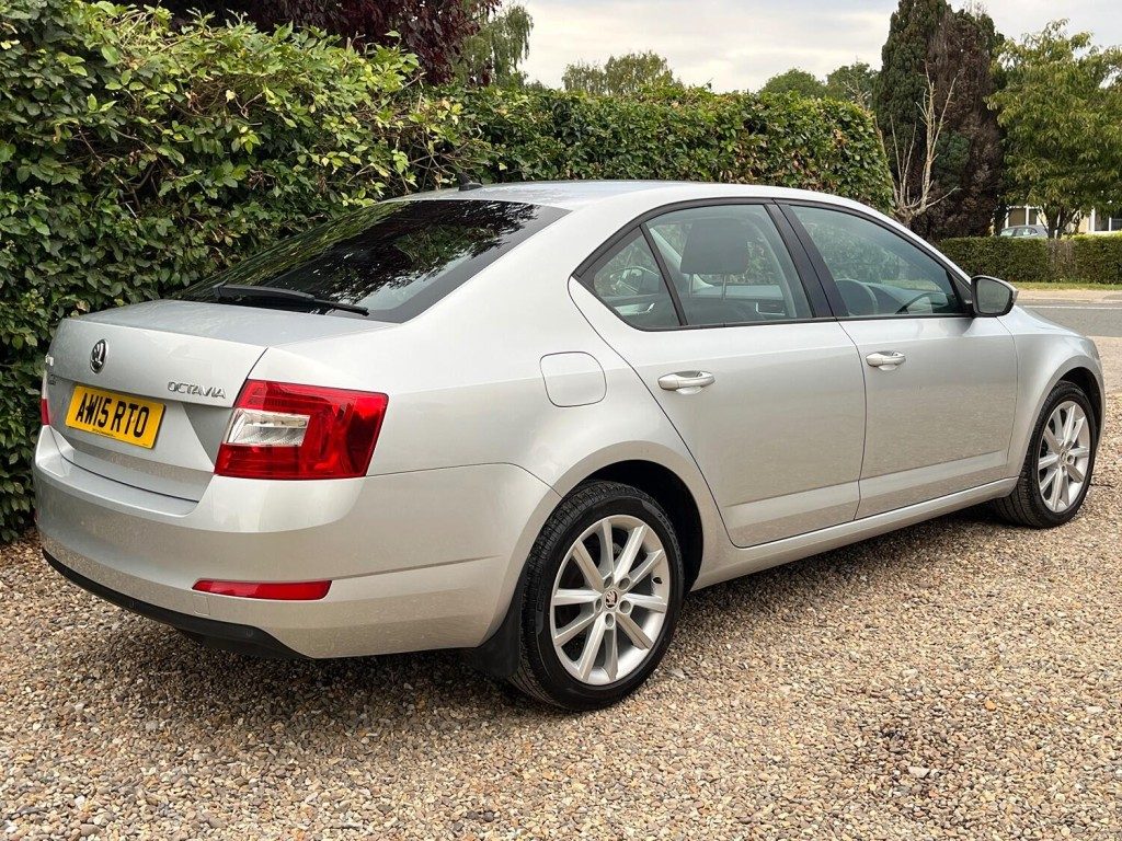 Skoda Octavia - Image 8