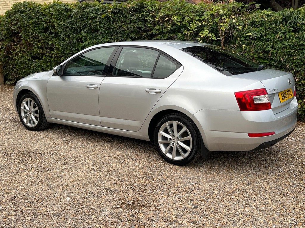 Skoda Octavia - Image 13