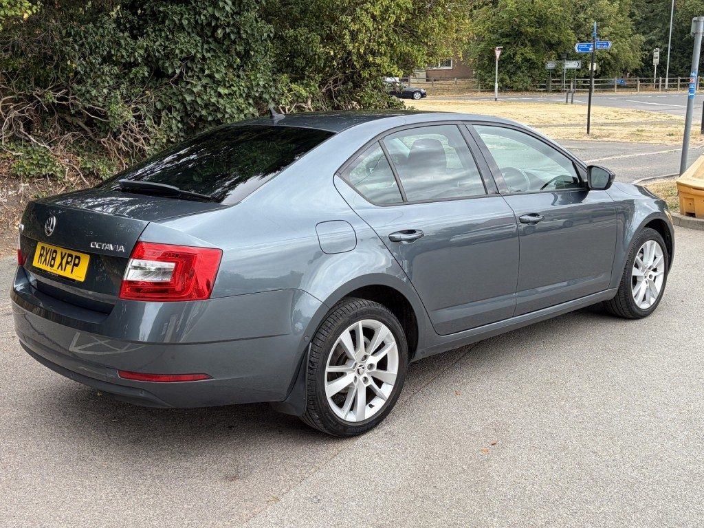 Skoda Octavia - Image 7