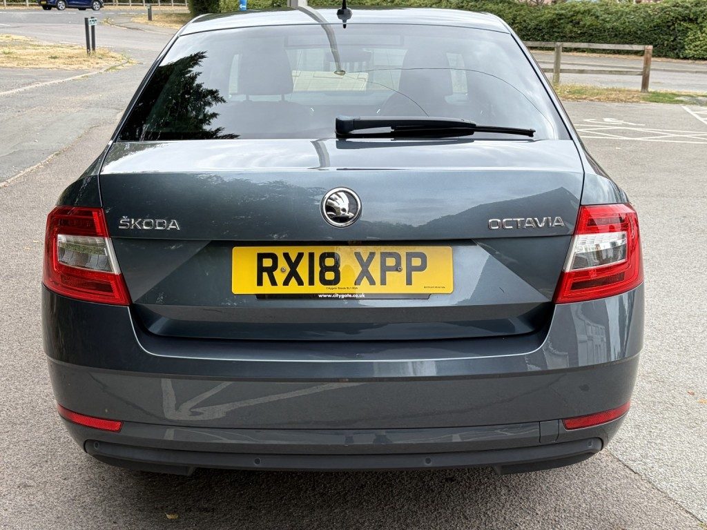 Skoda Octavia - Image 9