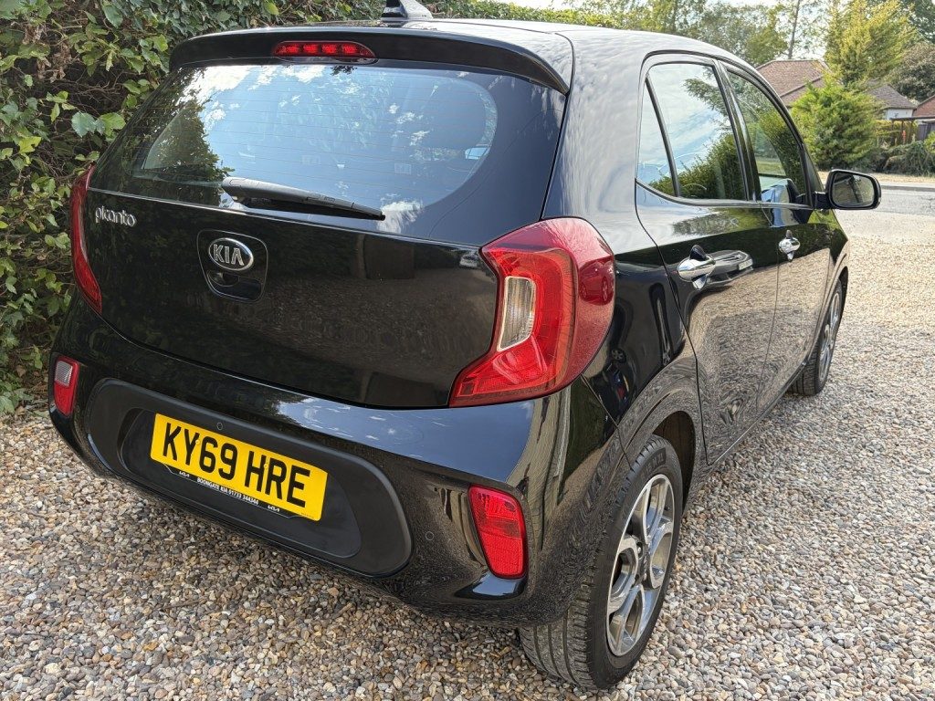 Kia Picanto - Image 12