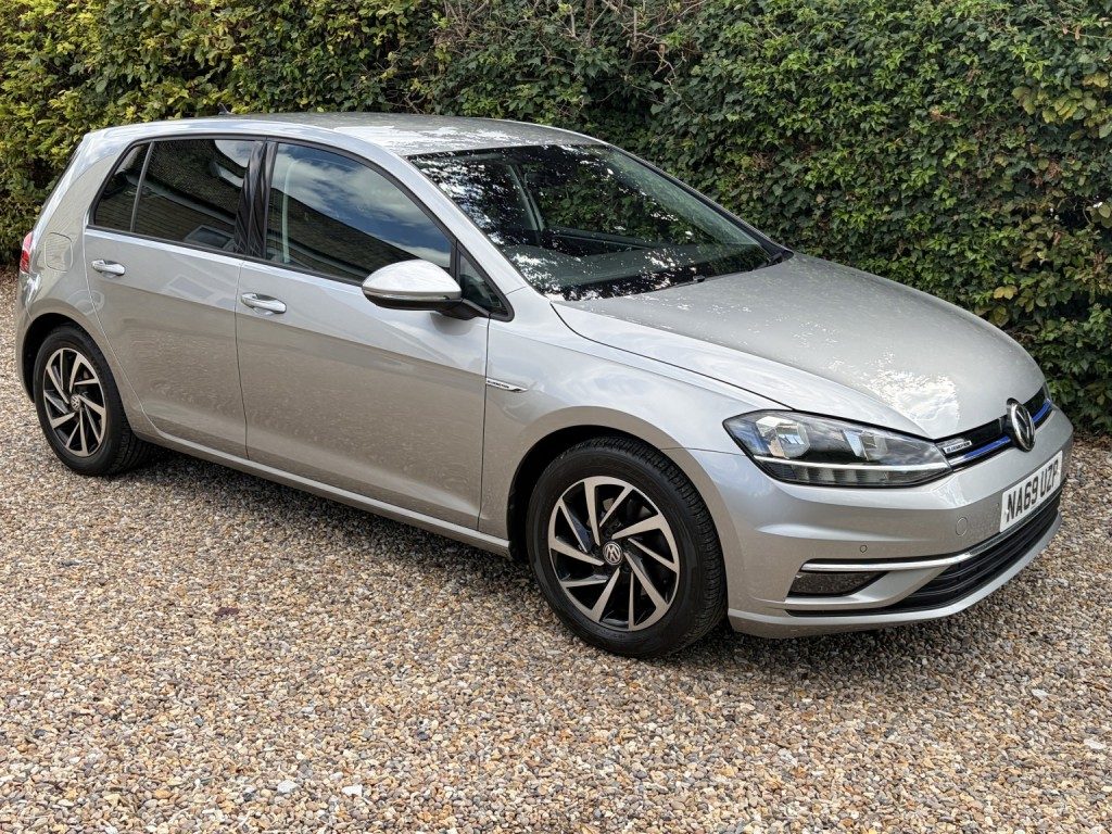 Volkswagen Golf - Image 4