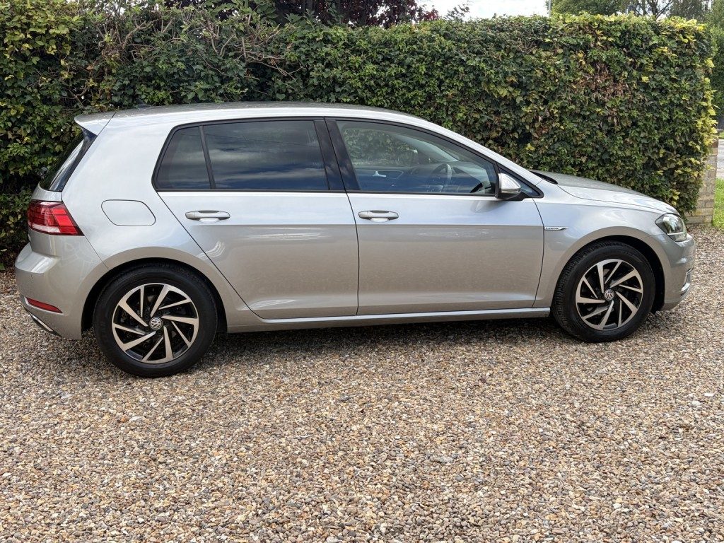 Volkswagen Golf - Image 7