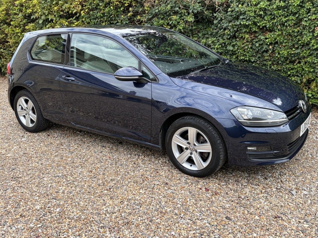 Volkswagen Golf - Image 4