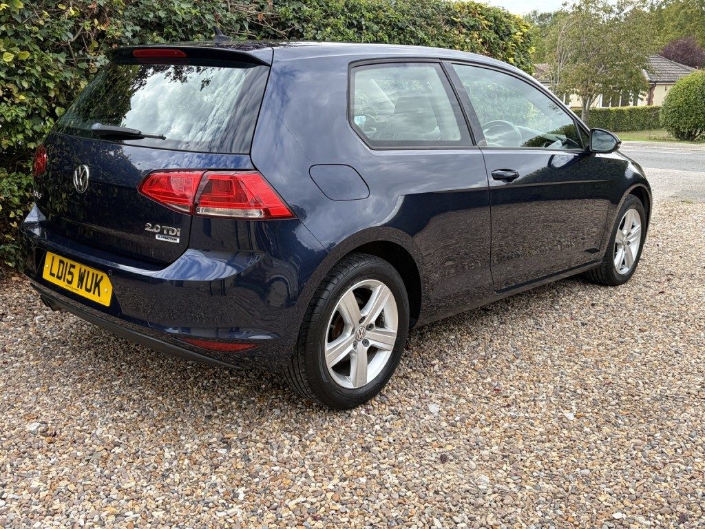 Volkswagen Golf - Image 10