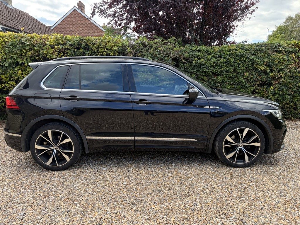Volkswagen Tiguan - Image 2