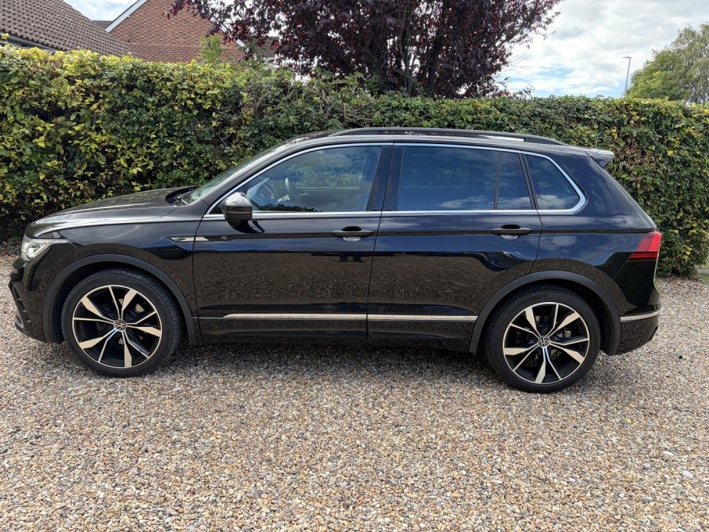 Volkswagen Tiguan - Image 3