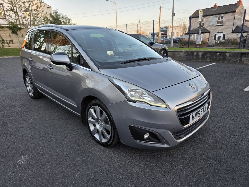 Peugeot 5008 - Image 2