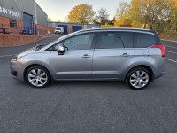 Peugeot 5008 - Image 7