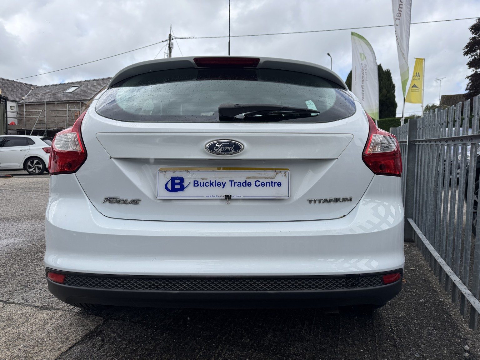 Ford Focus - Image 7