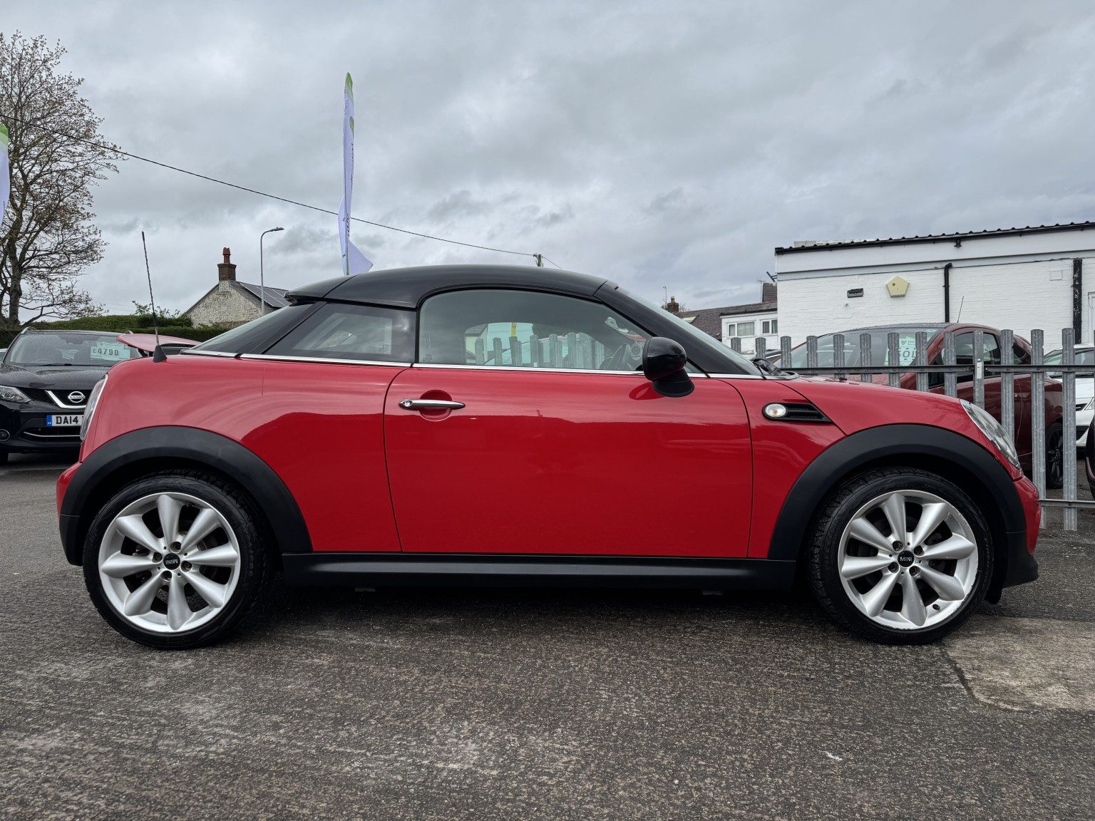 Mini Coupe - Image 9