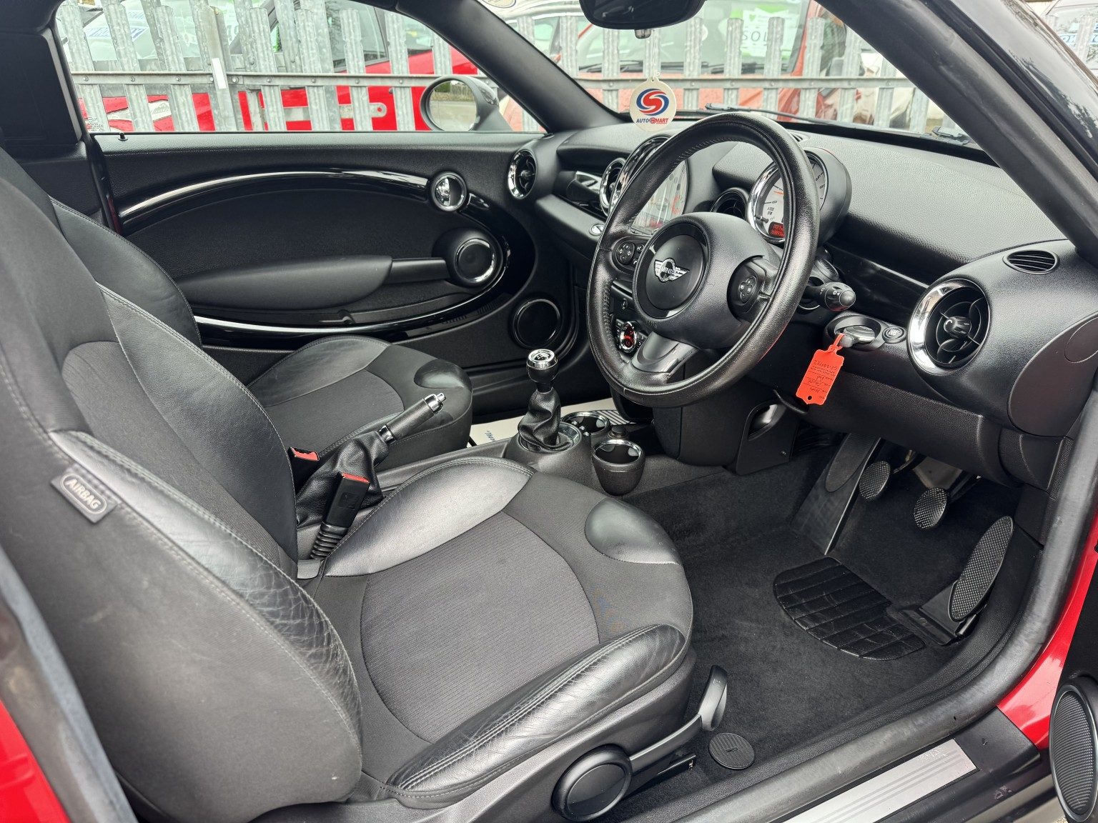 Mini Coupe - Image 16