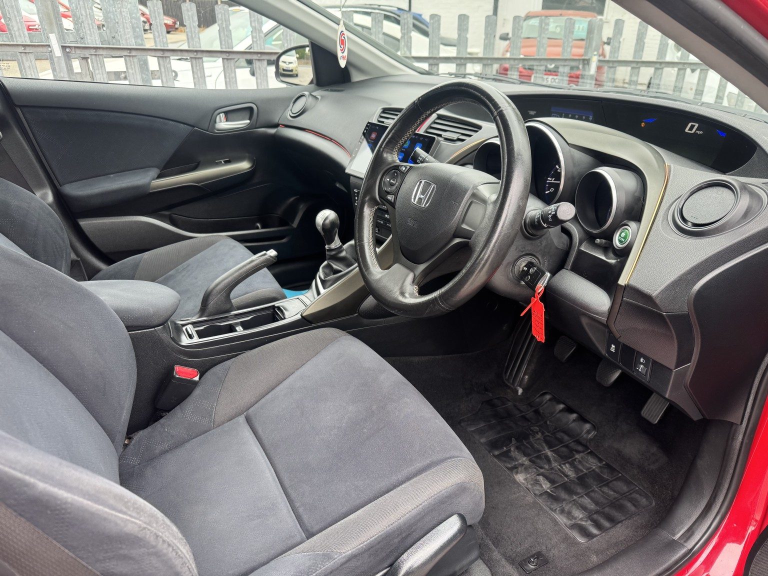 Honda Civic - Image 17