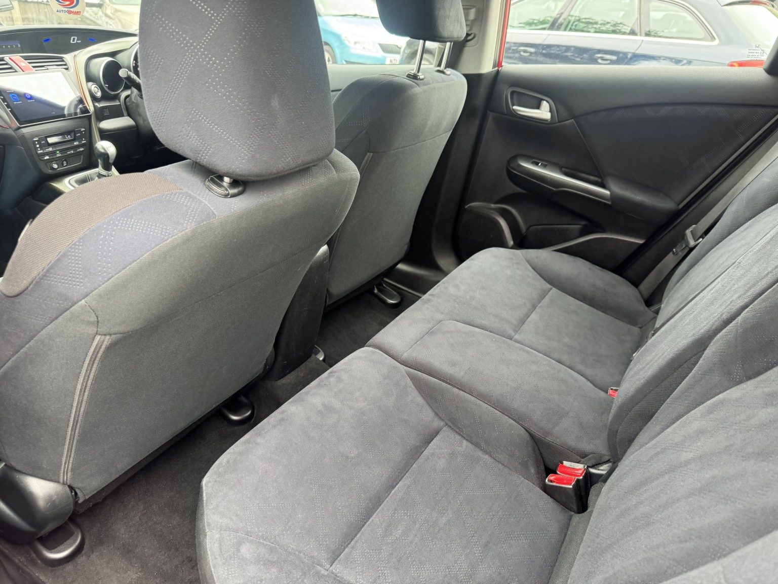 Honda Civic - Image 19