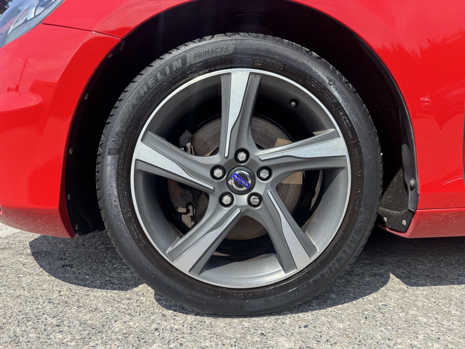 Volvo V40 - Image 12