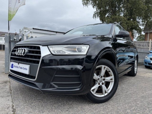 Audi Q3 - Image 12